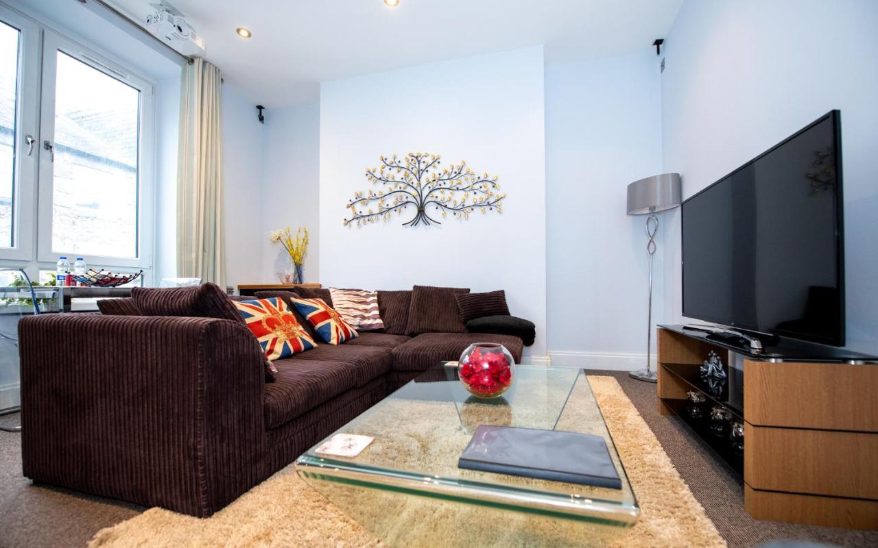 Jay'S Apartment Aberdeen Bagian luar foto